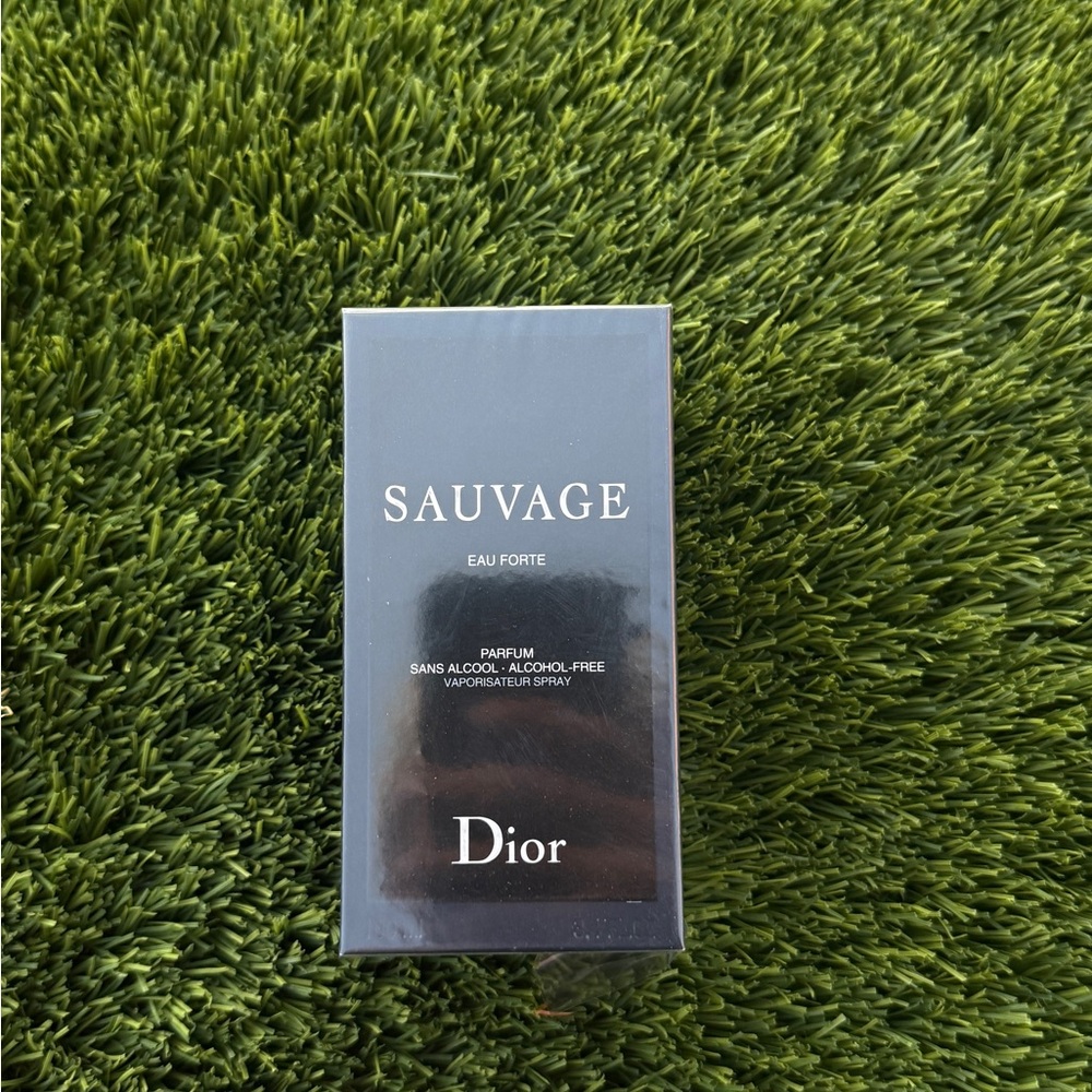 Dior Sauvage Eau Forte - Black